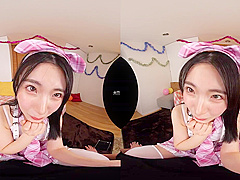 A cutesy idol’s super seductive private photoshoot
